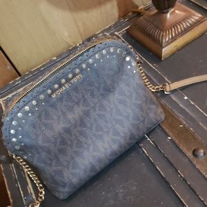 Michael kors crossbody